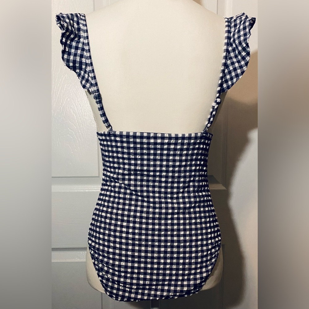 J. Crew Ruffle plunging V-neck swimsuit in Seersucker gingham Size 8 - Picture 3 of 9